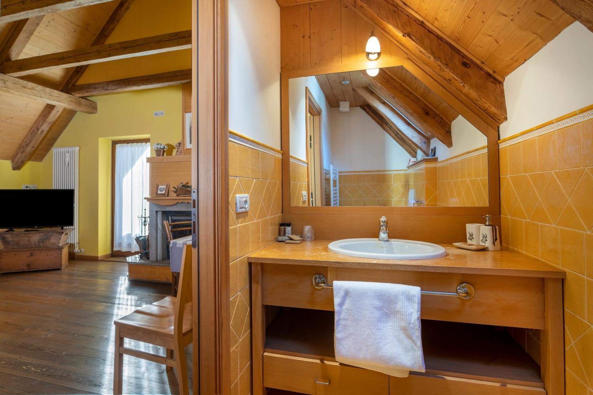 Valbruna Inn Bed & Breakfast Экстерьер фото