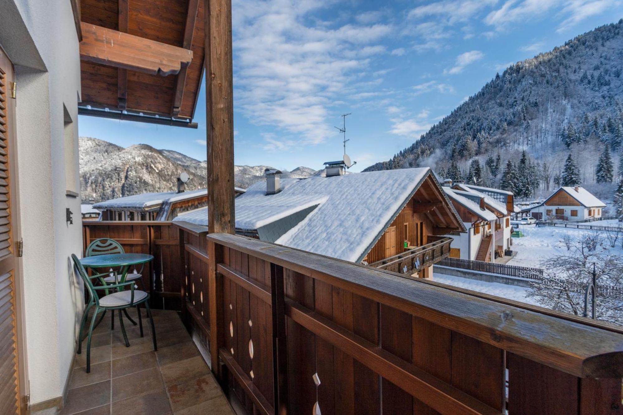 Valbruna Inn Bed & Breakfast Экстерьер фото